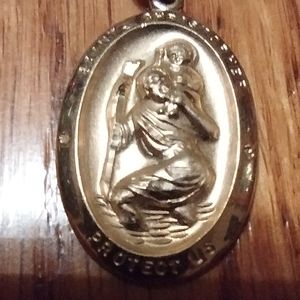 14k gold 1/10 religious pendant